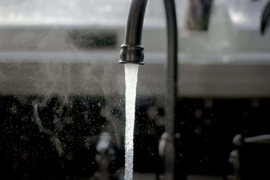 Is Tap Water Safe in Buenos Aires? What to Drink at Restaurants