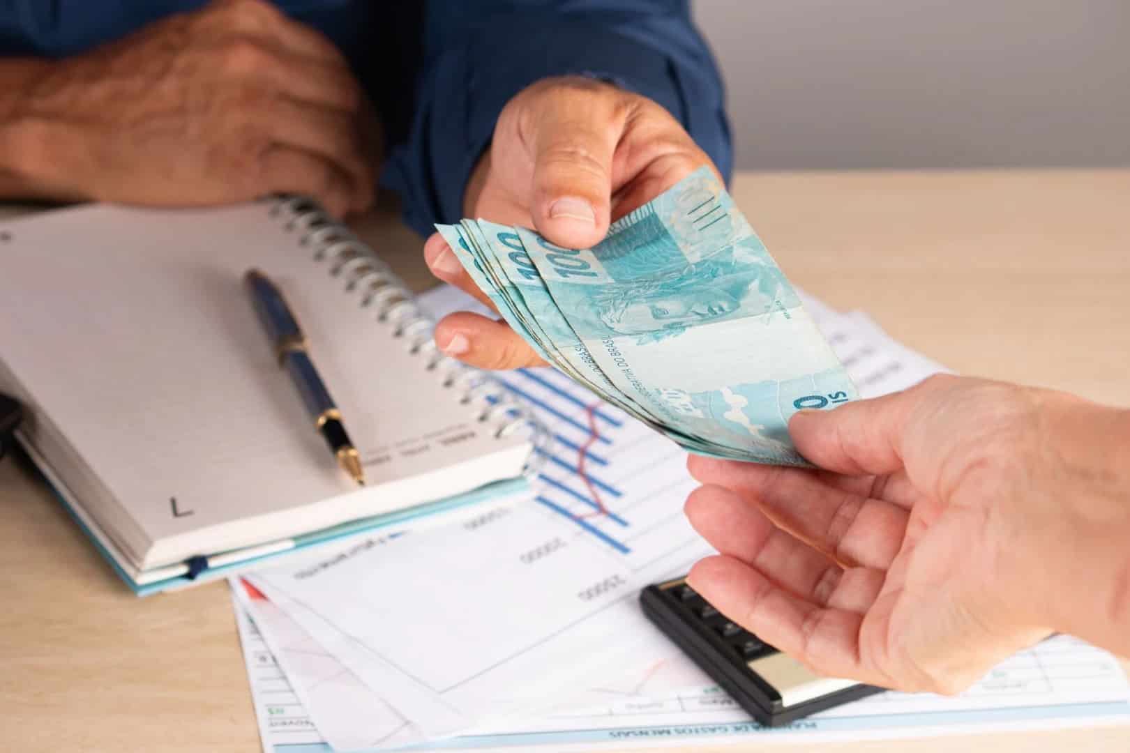 Tipping in Argentina: How Much, When and How to Pay